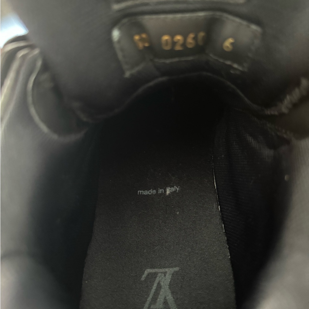 Louis Vuitton Trainer Eclipse - image 3